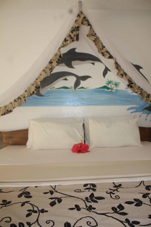 Cooper'S Beach Resort Lucbuan Room photo